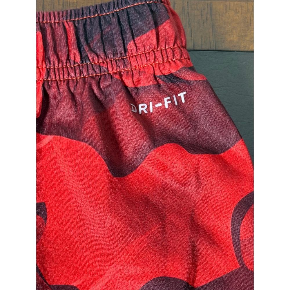 Nike Boys Red Black Camo Dri-FIT Athletic Shorts Size Medium Camouflage Swoosh - Picture 4 of 4